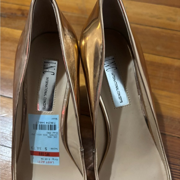 INC Concepts Rose Gold Metallic Pumps - Picture 3 of 5